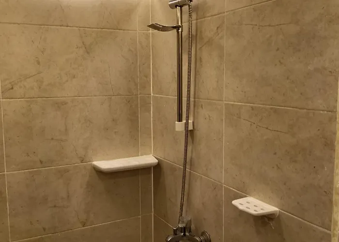 Apartmanhotel فلورانزا خمسين B06 *