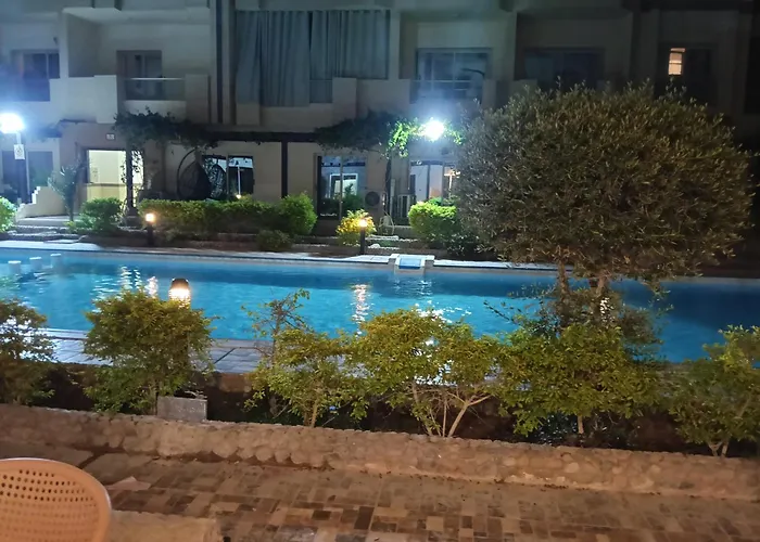 Apartmanhotel فلورانزا خمسين B06 *