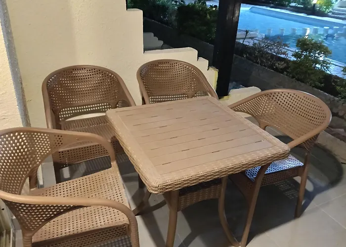 فلورانزا خمسين B06 Apartmanhotel Gurdaka